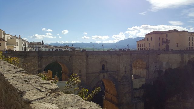 428 ronda el puente nuevo